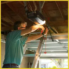 Garage Doors Store Repairs Brush Prairie, WA 360-356-1407 - side-opener-08m